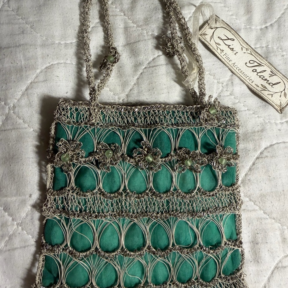 💎 Lisa Toland Fine Accessories – Handcrafted Wire Crochet Evening Bag (NWT)